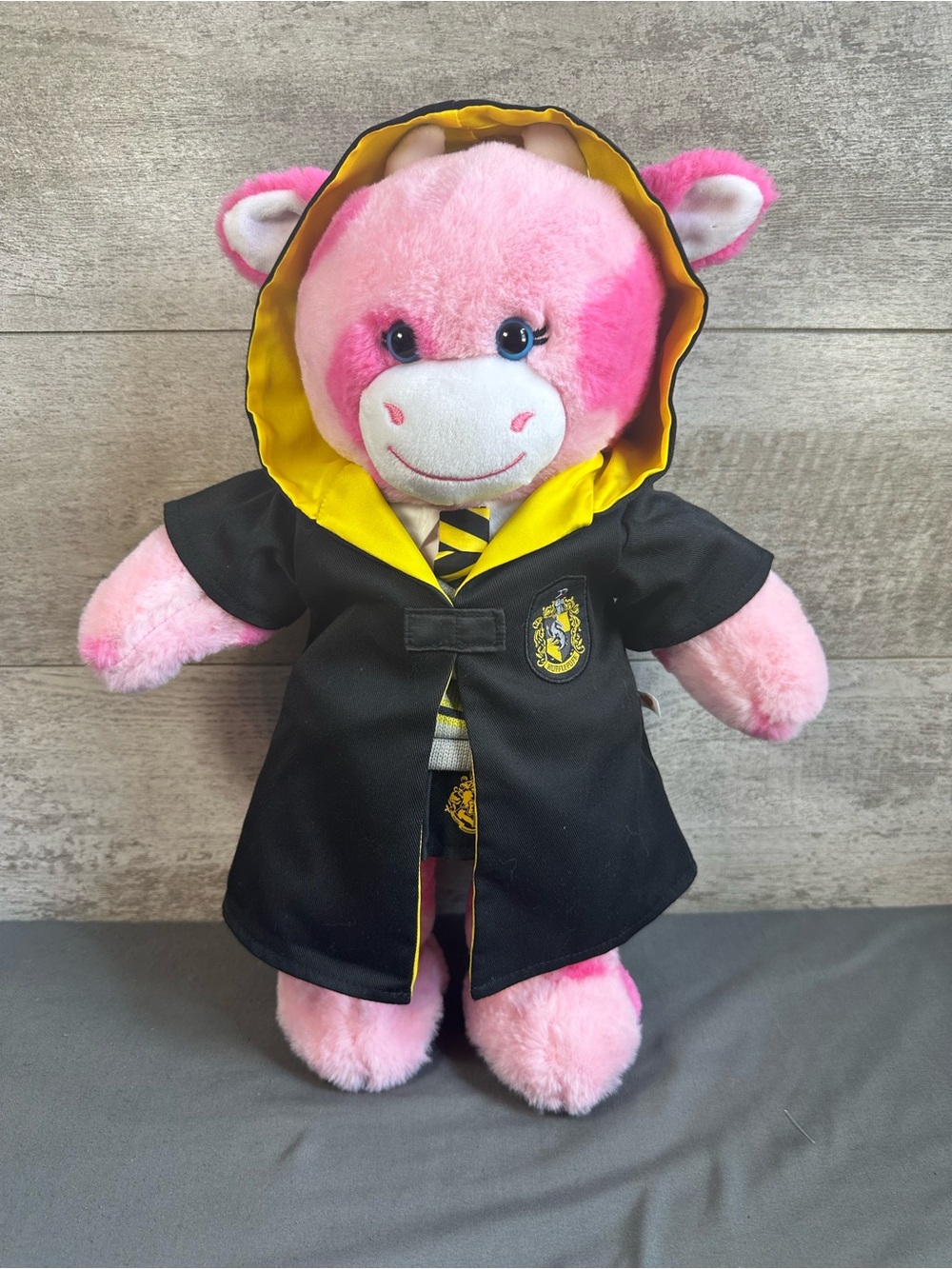 Build A Bear Strawberry Cow Plush in Harry Potter Hufflepuff Outfit Set